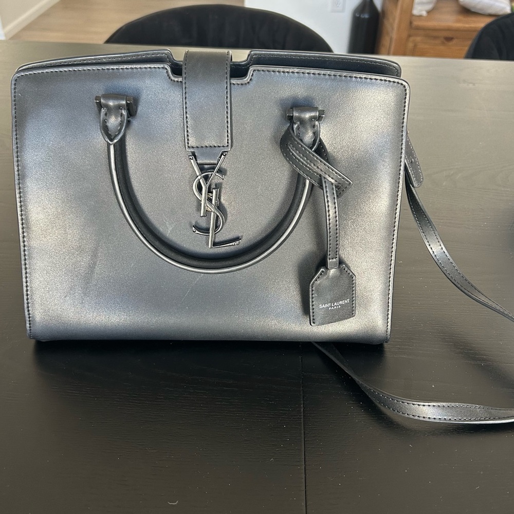 Ysl Cabas